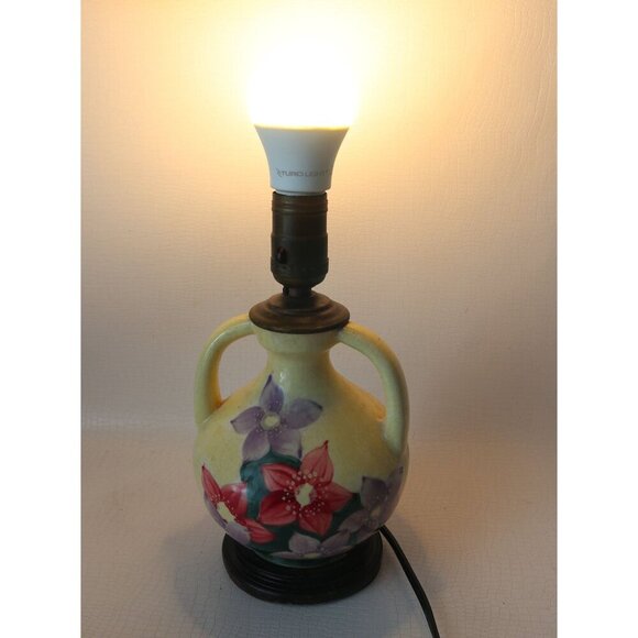Vintage Hand-Painted Floral Ceramic Lamp With Dual Handles Cottage Core - Picture 10 of 10